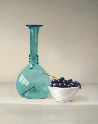 Renaissance wijnfles en blauwe druiven
