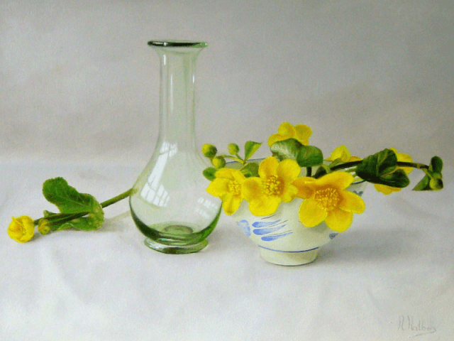 Replica romeins glas en dotterbloem